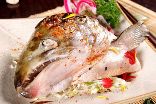 SALMON HEAD 三文鱼头