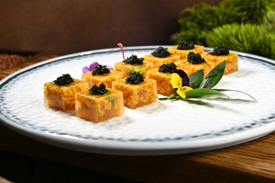 BAFUN UNI SASHIMI GRADE 刺身 马粪海胆