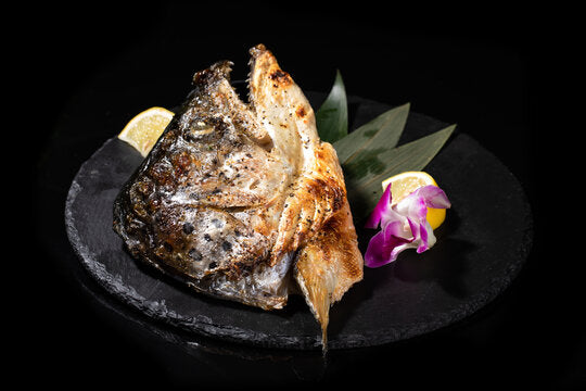 SALMON HEAD 三文鱼头